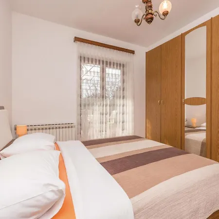 Three-bedroom In * Biograd Na Moru