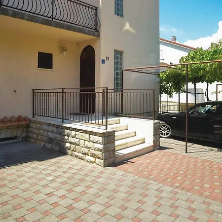 Three-bedroom In Apartment