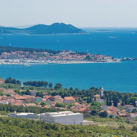 Three-bedroom In Biograd Na Moru